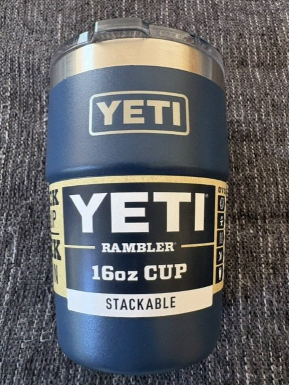 YETI Rambler 16oz Stackable Cup w/Magslider Lid Navy New with Tags.
